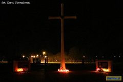 krzyz-papieski